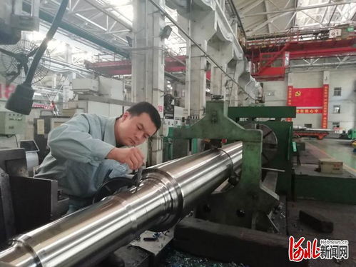河北大工匠風(fēng)采錄 張衍朝 精準(zhǔn)走刀寫匠心
